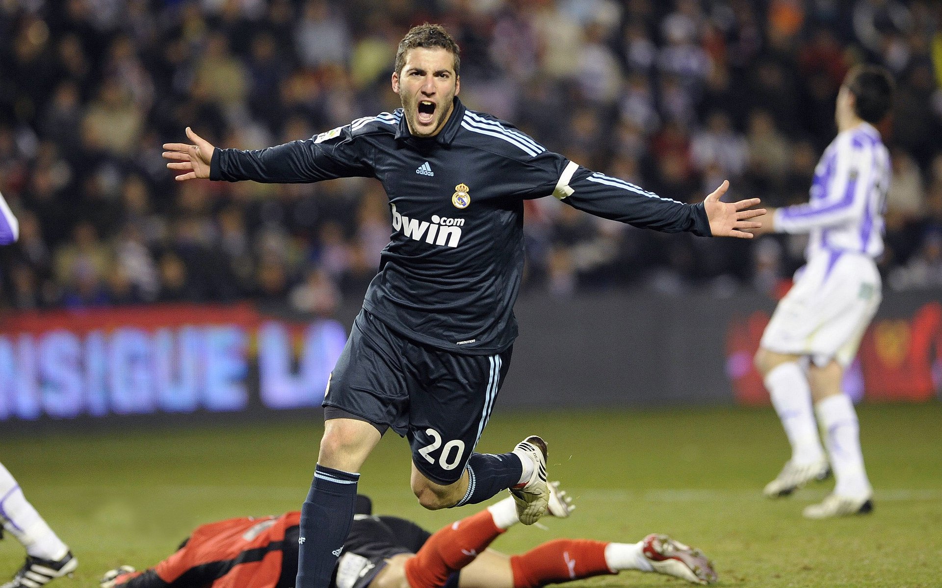 _太空运动：未来探索中的运动新方向_，太空行驶