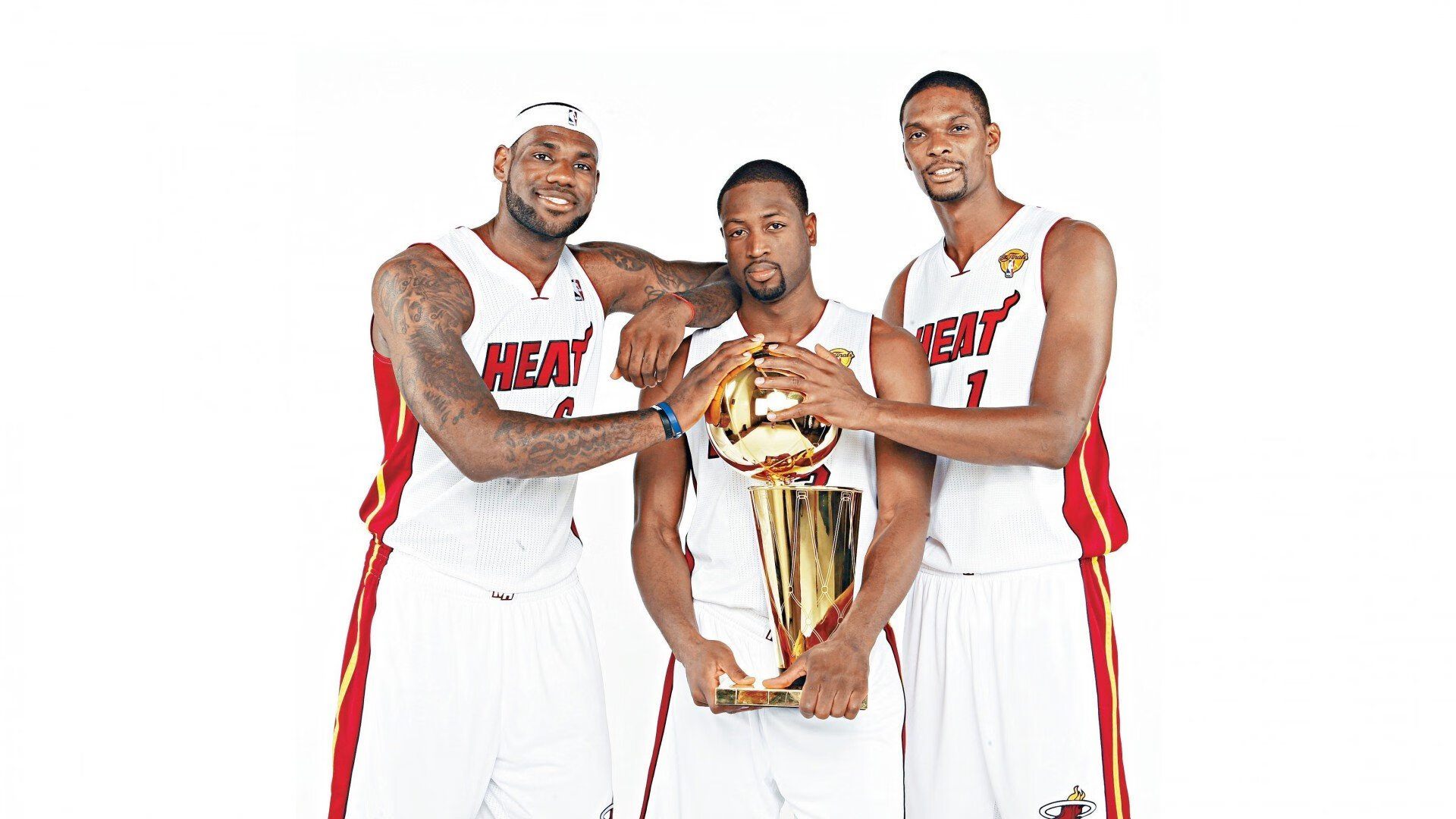 欧洲足球的顶级盛宴：欧冠的光辉岁月，欧洲杯足球冠军排名