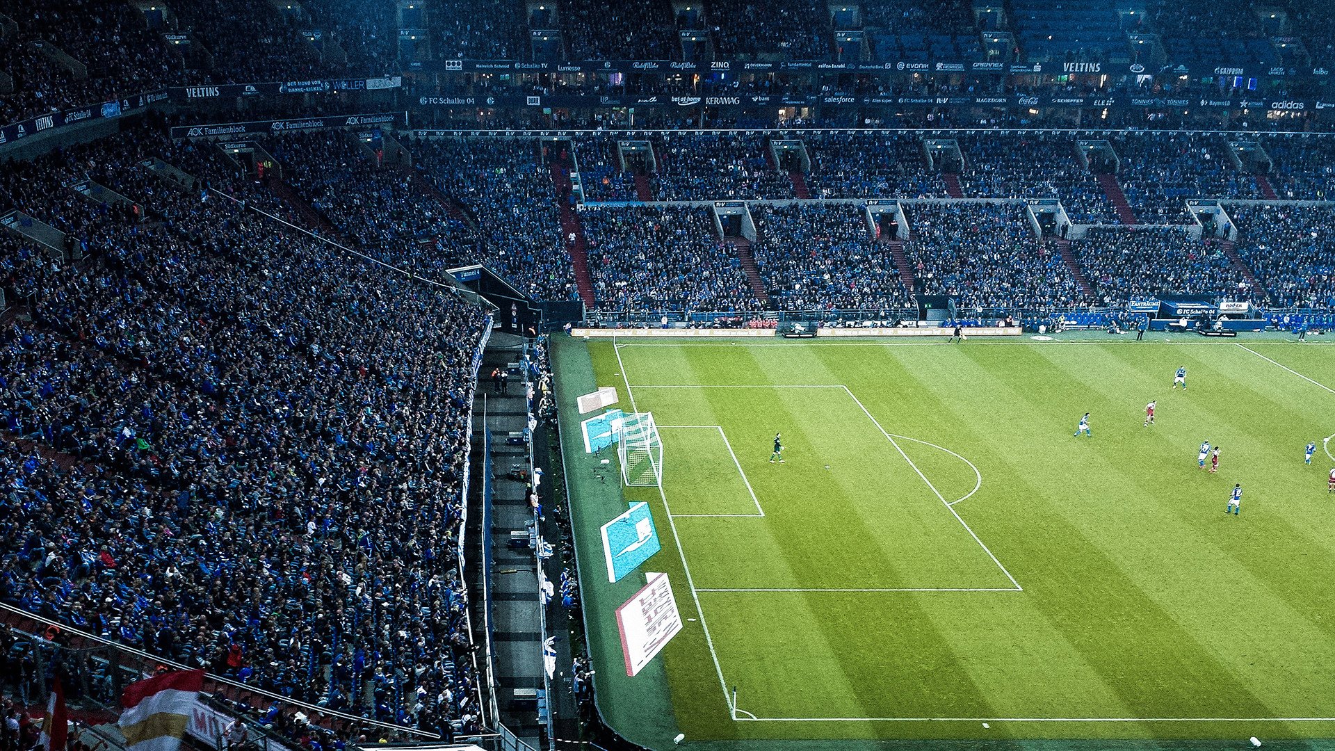 开云体育入口-欧冠经典战役：那些令人热血沸腾的瞬间，欧冠经典之战